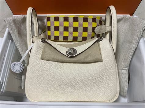 hermes lindy nata|Lindy II mini bag .